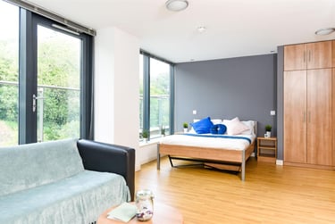 1 bed studio, Calton Road, Holyrood, Edinburgh, EH88DP - Image 9